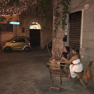 Meet your Posher, Joelle